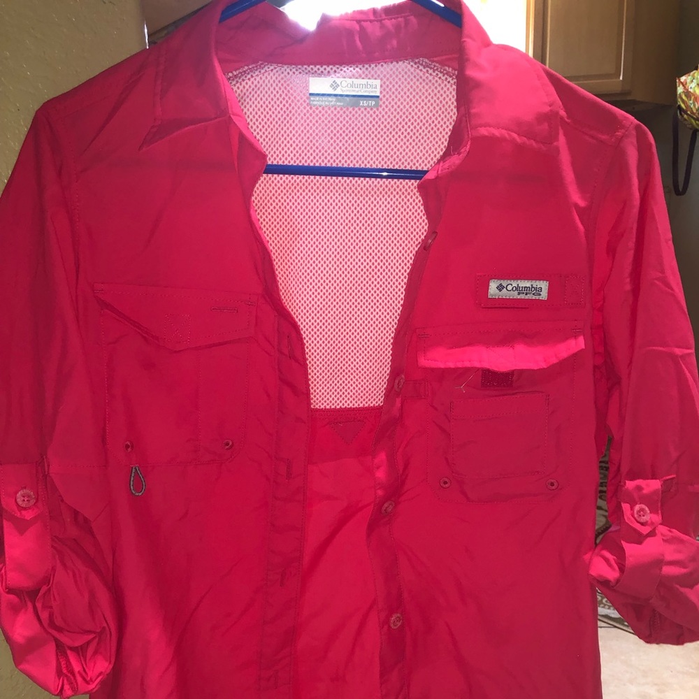 Columbia PFG button up